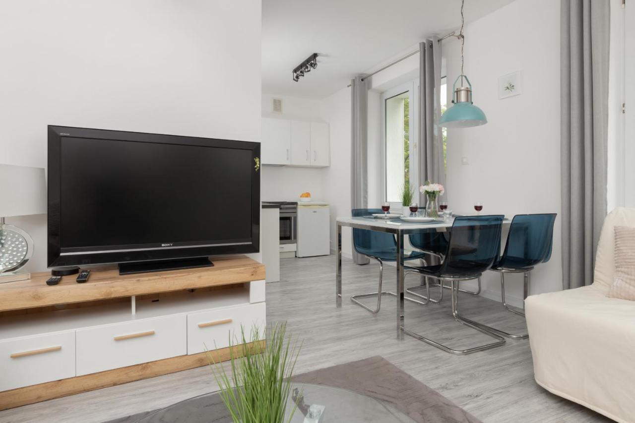 Apartment Studio Kopernika Dla 4 Gosci W Zielonej Lokalizacji Blisko Plazy By Renters Gdynia